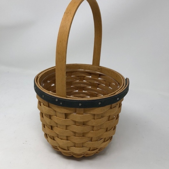 𝅺LONGABERGER 2004 collectors club round basket with protector - Picture 5 of 8